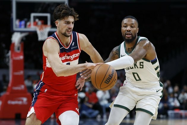 Offense leads the way as Bucks beat Wizards
