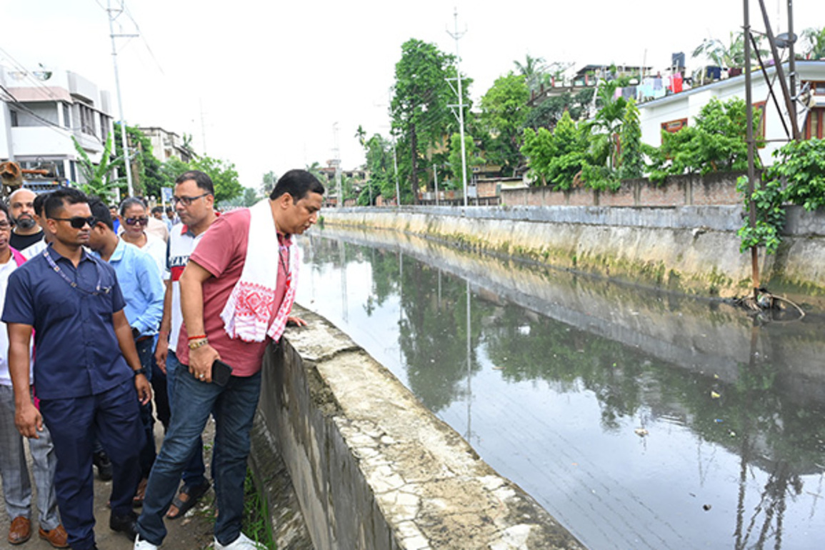 Assam Minister Jayanta Mallabaruah inspects desiltation works across Guwahati