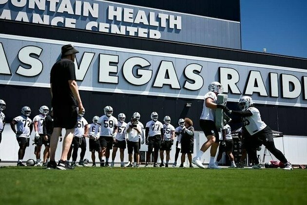 Gutierrez: Offense's success hinges on the guys in the trenches