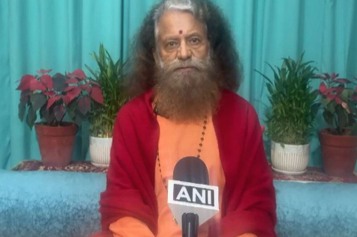 "Murder of Dipu Das in Bangladesh is a stain on humanity": Swami Chidanand Saraswati Maharaj