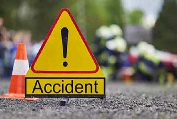 UP: 5 killed, several injured after truck rams into tempo in Kanpur