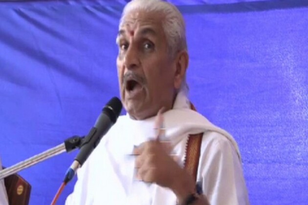 Karnataka: RSS leader Kalladaka Prabhakar Bhat booked for alleged provocative remarks