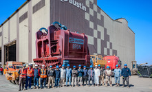 Austin Chile celebrates the first manufacture and delivery of a Cat 7495 dipper bucket for export domestically.