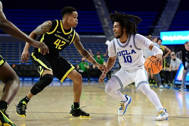 Top 25 roundup: Oregon stuns No. 3 UCLA in OT
