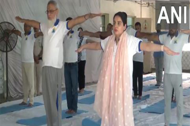 Yoga brings balance, helps deal with stress: Delhi Haj Committee chief