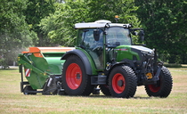 Fendt shows its first full-size all-electric tractor 