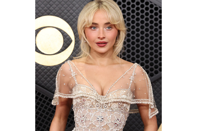 Grammy 2026: Sabrina Carpenter's valentino ruffled gown takes over red carpet