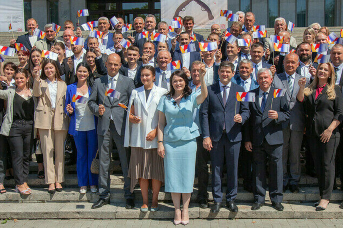 Moldova bans another opposition party on the eve of elections
