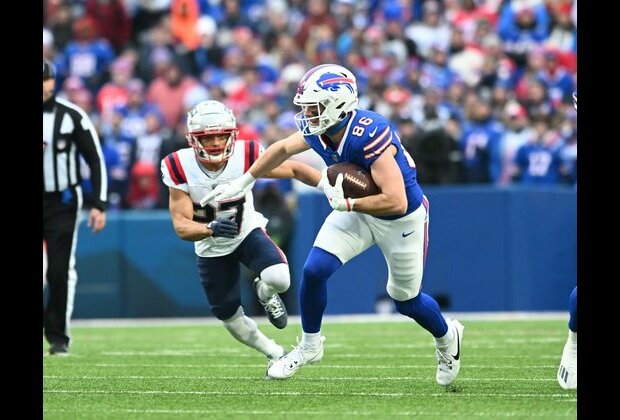 Bills ride defense, Josh Allen's legs to win over Patriots