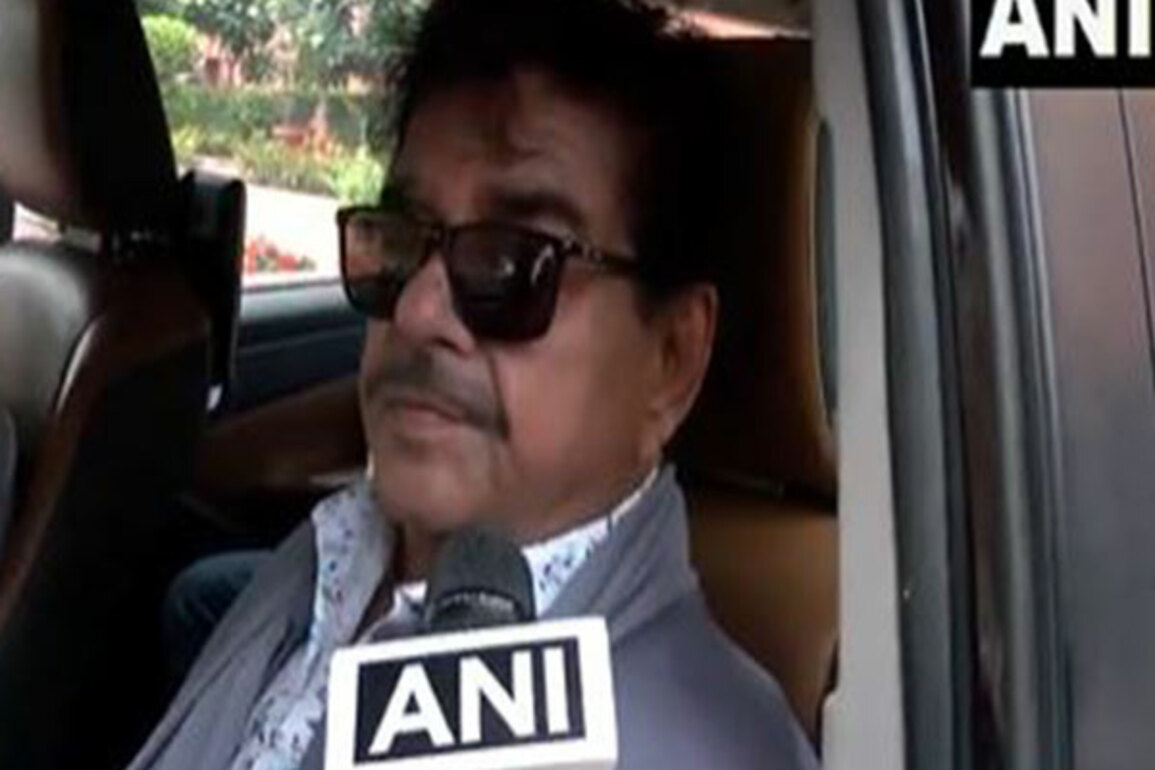 "Why was SIR brought?" asks TMC MP Shatrughan Sinha