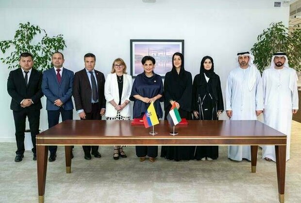 UAE Minister of State for International Cooperation meets Minister of Foreign Affairs and Human Mobility of Ecuador