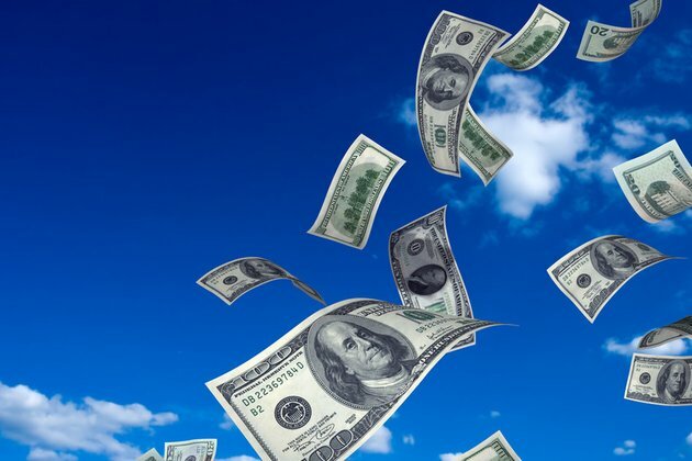 Money flowing out of favorite pandemic-era stocks
