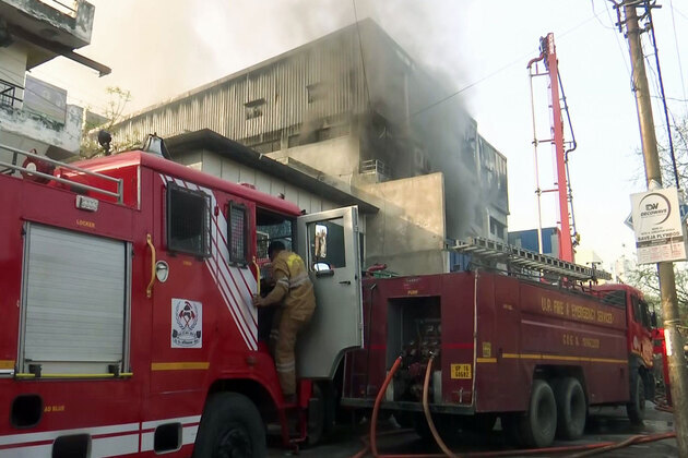 Andhra: Fire breaks out near Chief Secretary's bungalows in Amaravathi