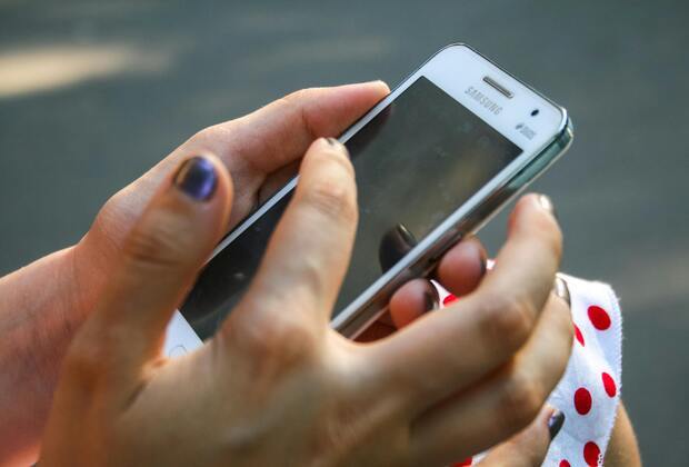 Samsung to discontinue Messages app, shift users to Google