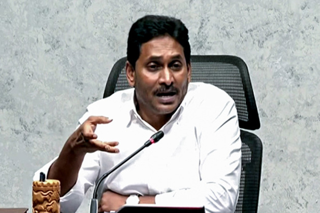 YSRCP chief Jagan Reddy slams Andhra CM Chandrababu Naidu over 'betrayal of farmers'