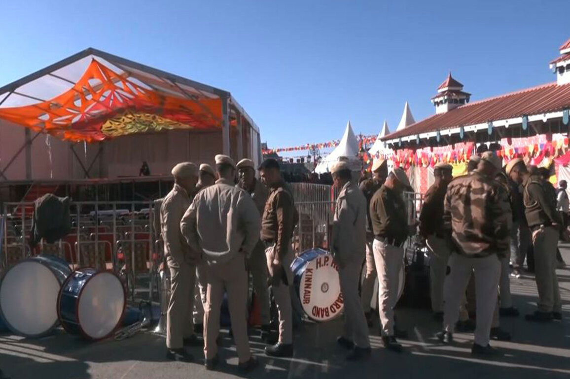Shimla gears up for Winter Carnival as tourists flock to hills to escape pollution