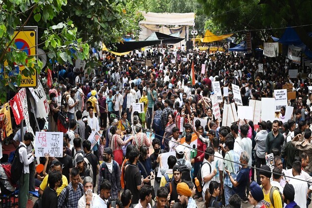 Peaceful protesters should not fear harassment, arrest or injury; security forces must protect their rights: UN on student protest