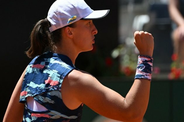 Italian Open: Iga Swiatek demolishes Aryna Sabalenka to cruise into final