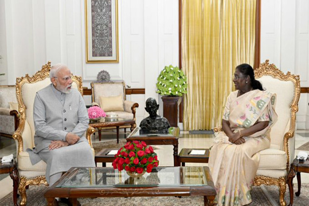 PM Modi meets President Murmu