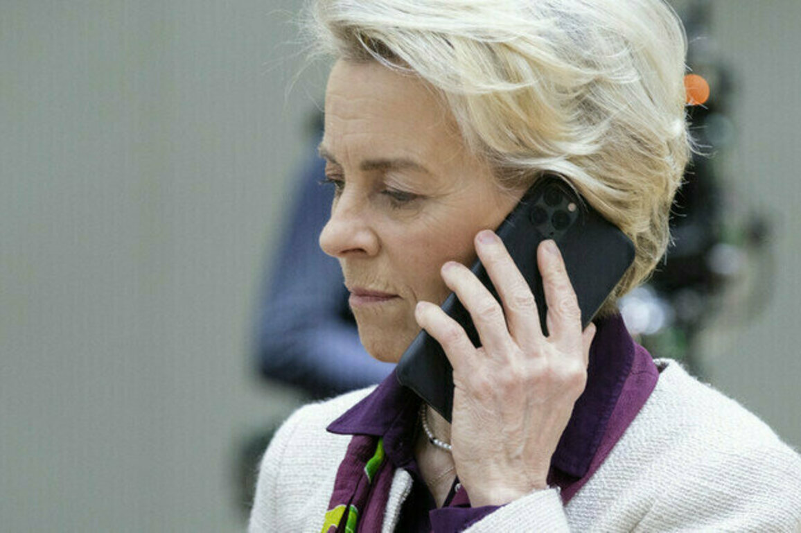 Von der Leyen trolled by phone upgrade offer
