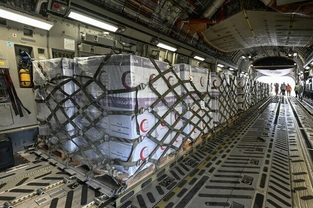 Joint Operations Command, UAE Search and Rescue teams depart for Afghanistan relief mission