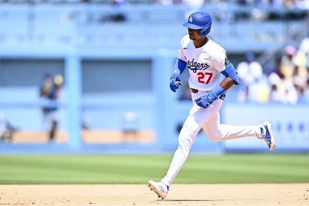 Reports: Dodgers trade OF Esteury Ruiz to Marlins