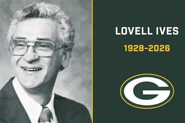 Lovell Ives, former Packers band director, dies at 97
