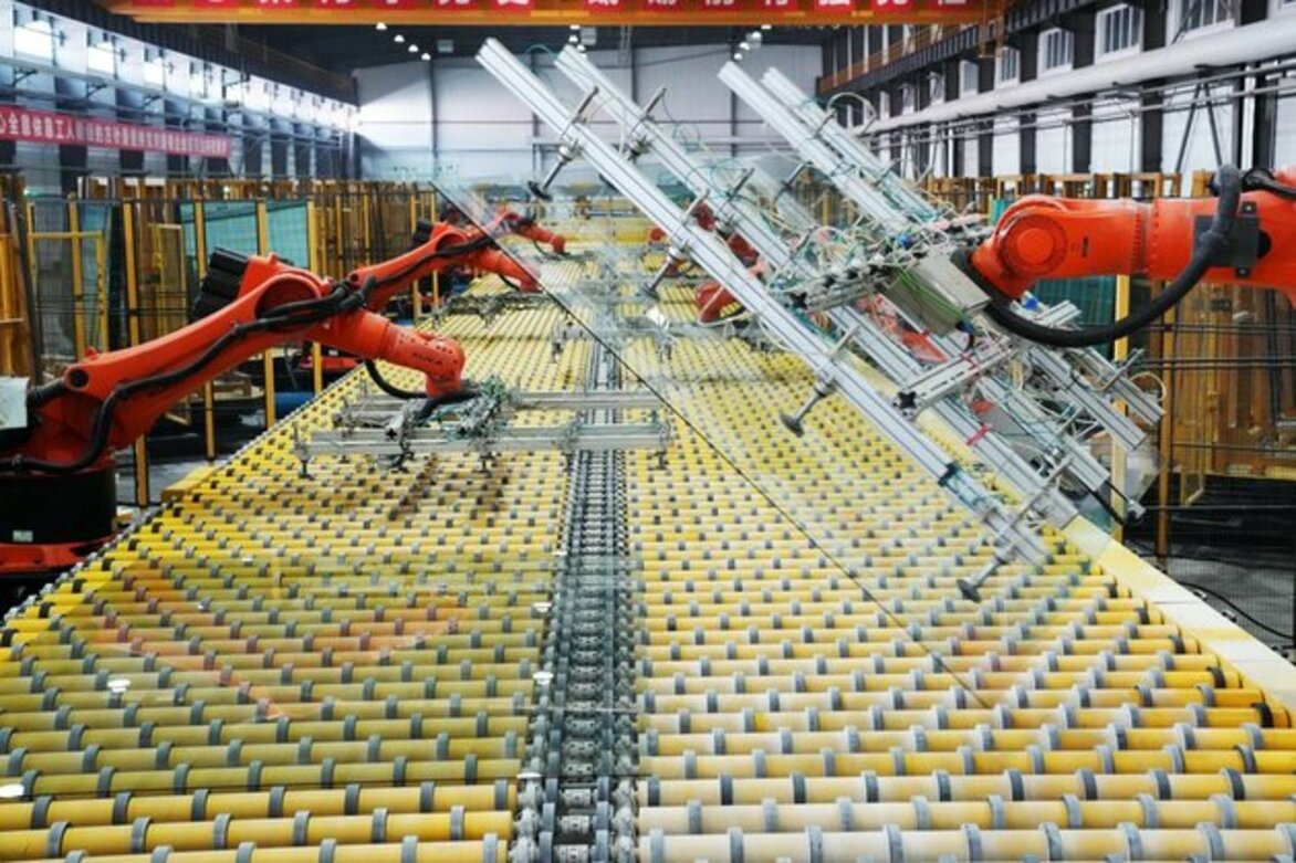 China moves to bolster economic recovery with RRR cut