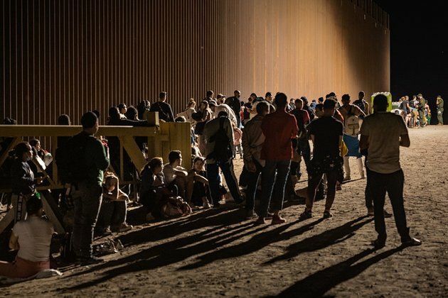 US encounters record illegal migrant influx media