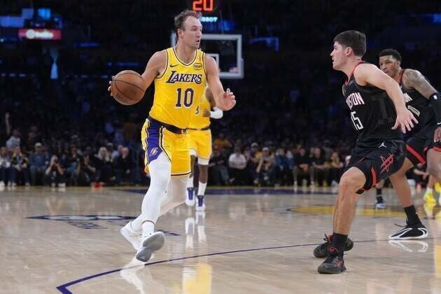 NBA roundup: Luke Kennard's 27 sparks Lakers past Rockets in Game 1