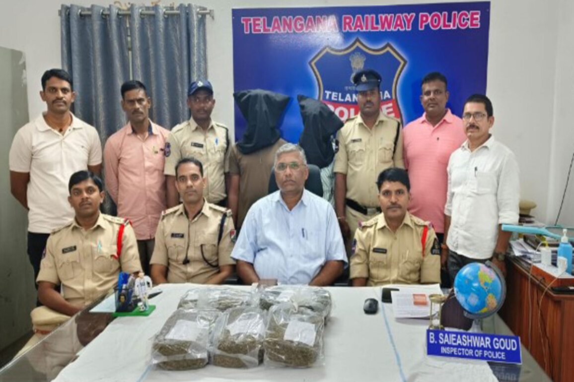 Secunderabad railway police seizes 10 kg ganja, arrests two peddlers