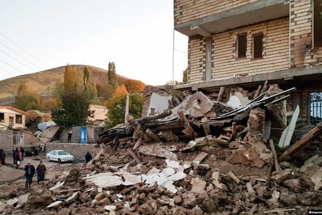 Number Injured In Iranian Quake Jumps To 520