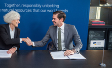 Valerie Levkov, diretora global da indústria de energia, metais e mineração da IFC, e Michael Scherb, da Appian