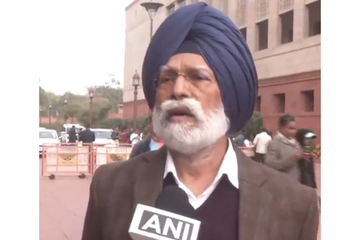 "Misusing majority": Congress MP Amar Singh slams Centre's Budget; alleges bias towards Punjab