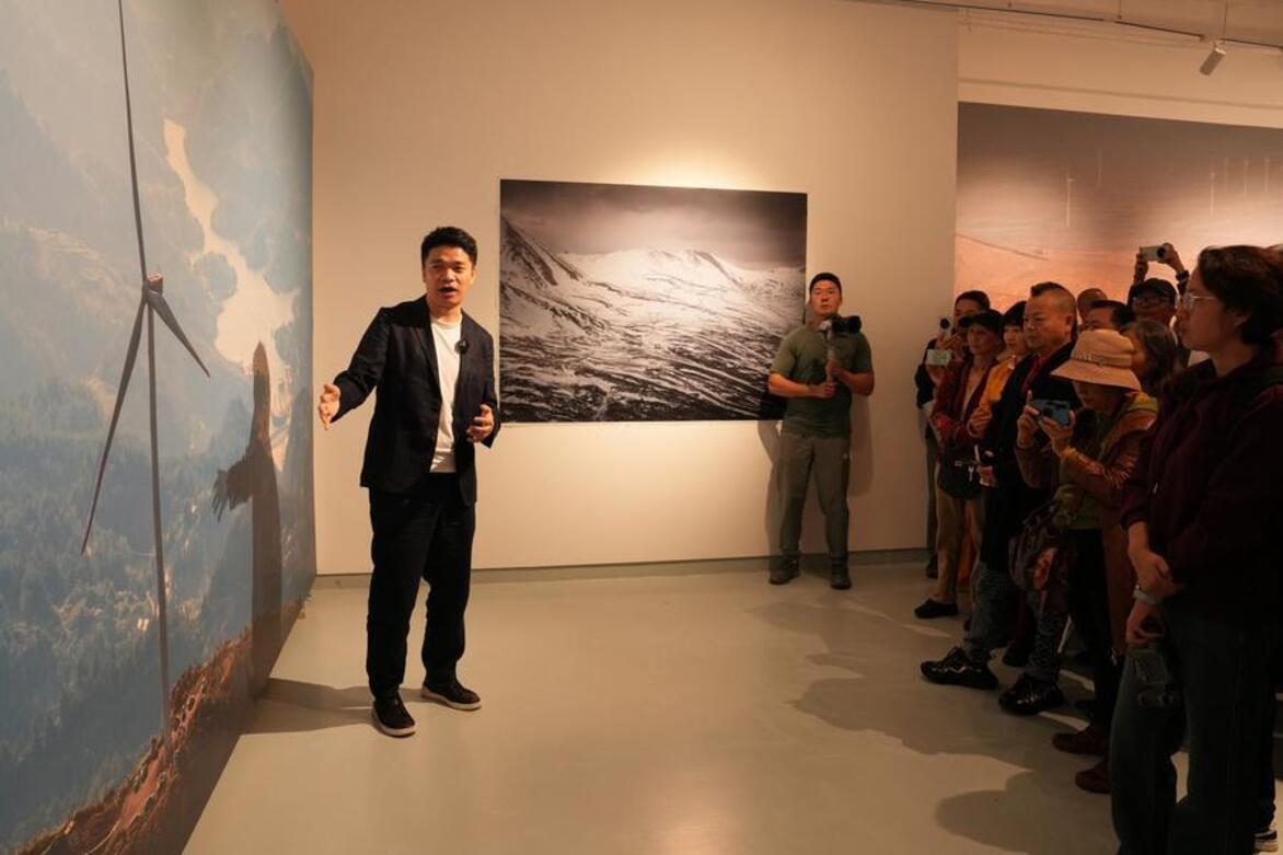 Photographer captures visual journey of China's green transition
