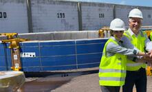 Peças do forno calcinador de Irecê no Porto do Pecém