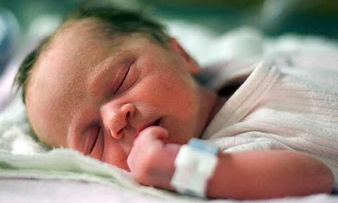 World's first baby born from 3-parent technique: report World's first baby born from 3-parent technique: report
