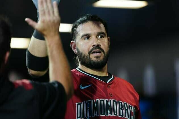 Diamondbacks look to capitalize on offensive prowess vs. Royals