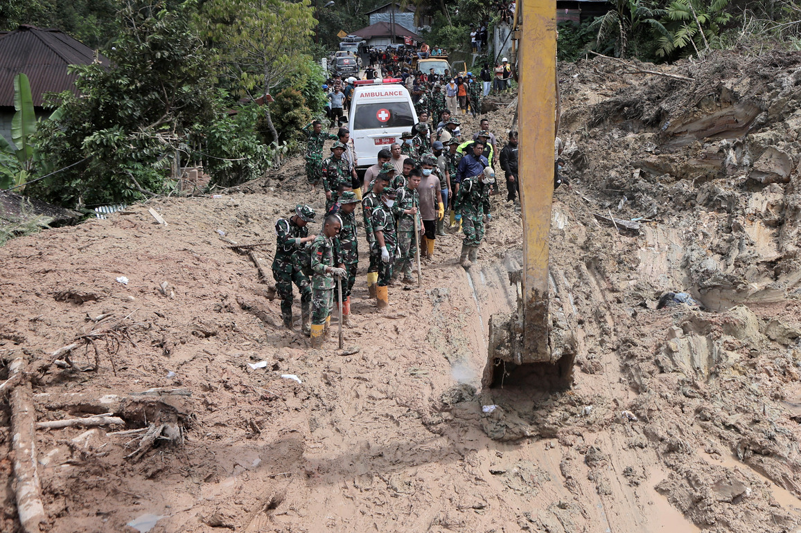 (SpotNews) INDONESIA-SUMATRA-FLOOD-DEATH TOLL