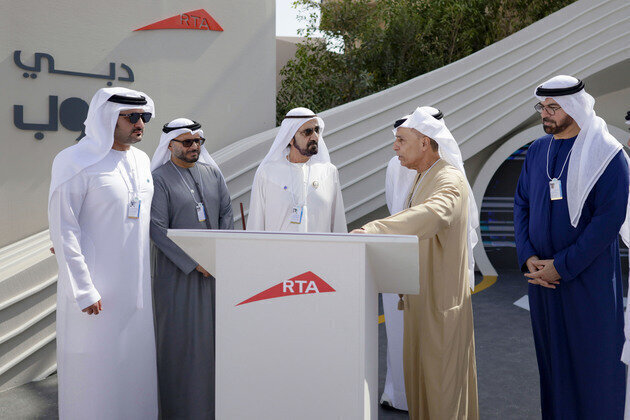 Mohammed bin Rashid reviews Dubai Loop, Glydways projects