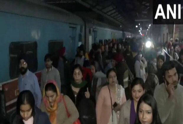 Delhi stampede caused by confusion over train announcements, say Delhi Police