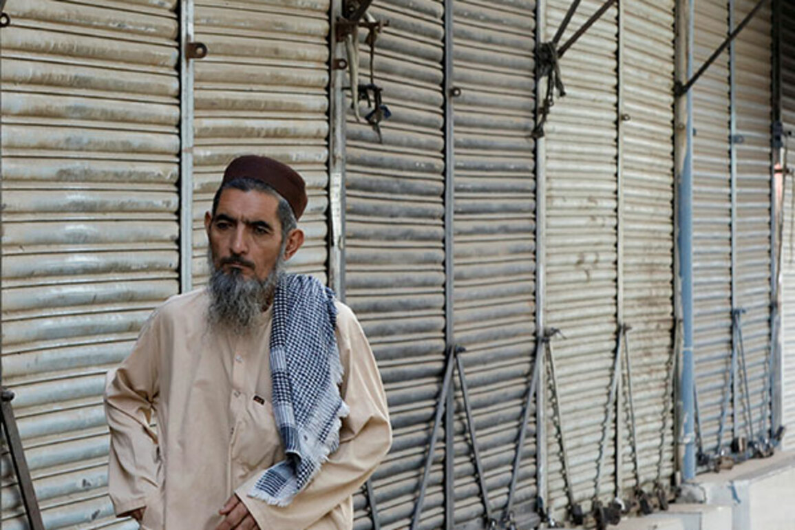 Karachi, Lahore traders announce shutter-down strike over new taxation measures