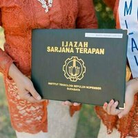 Dari penahanan ijazah hingga diskriminasi usia: Sulitnya mengimplementasikan aturan ketenagakerjaan yang progresif