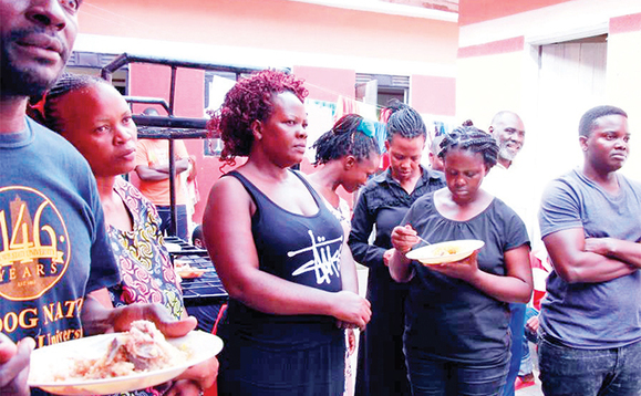 Abaasiibuddwa e Kakuuto nga bawuliriza aboobuyinza. Abaasiibuddwa e Kakuuto nga bawuliriza aboobuyinza.