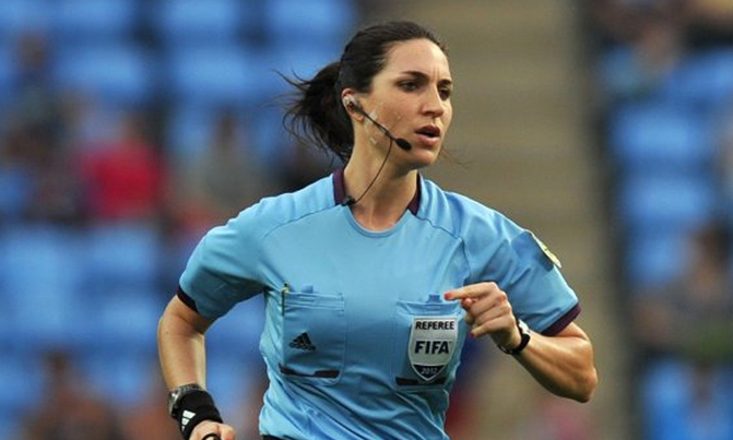 'Get in the kitchen!': life as a female football referee 'Get in the kitchen!': life as a female football referee