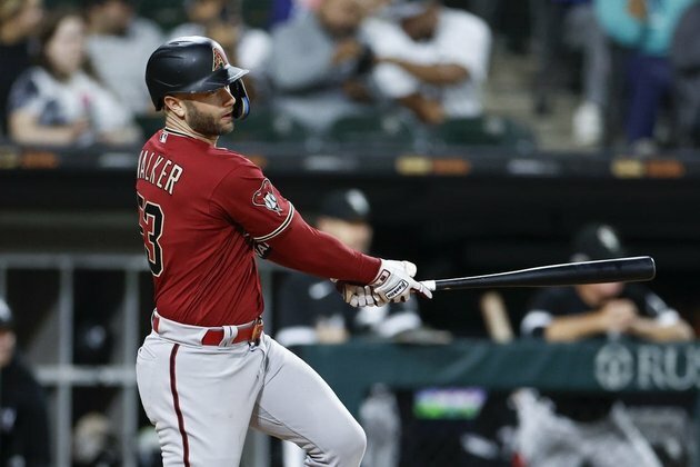 Christian Walker's 6-RBI game powers D-backs past White Sox