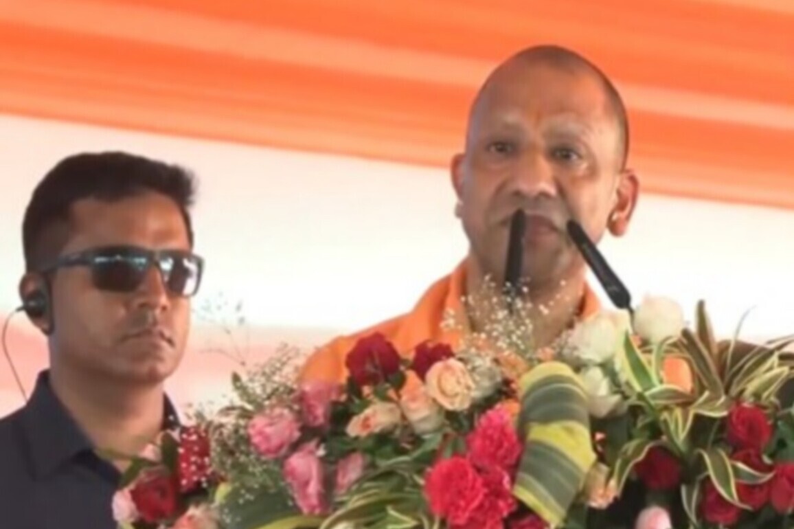 Uttar Pradesh: CM Yogi fulfils promise of transferring ownership rights to 331 families displaced from Bangladesh
