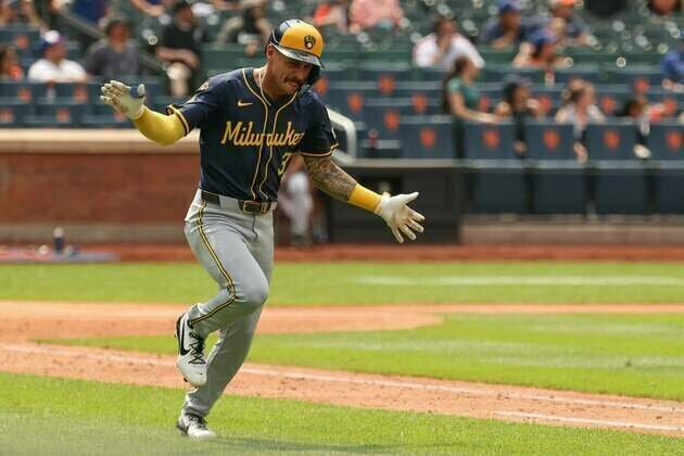 Tie-breaking grand slam by Joey Ortiz lifts Brewers over Mets