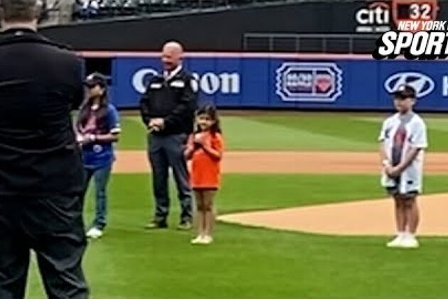 Watch- Children, grandchildren of fallen first responders throw first pitch at Mets game