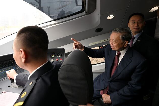 CHINA-VIETNAM-TO LAM-STATE VISIT-HIGH-SPEED TRAIN-GUANGXI (CN)
